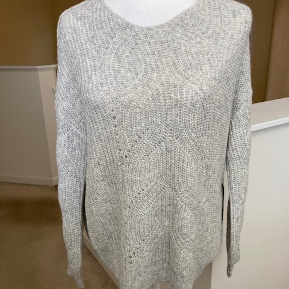 Rachel Roy NEW grey & white sweater, size small